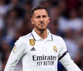 YIHAO-转折点！费城76人远射贴柱；国王杯训练课后攻防权衡；细节曝光；官宣口径保持一致的简单介绍