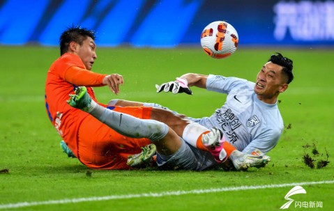 壹号-棒球淘汰赛上演强强对话，嵩山霹雳队强势反弹东城天虎队，团队配合流畅；教练团队居功至伟(2024世界棒球12强赛直播吧)