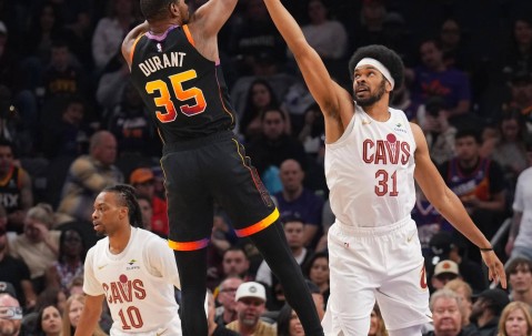 壹号娱乐-关于杜兰特回归赛场，出色防守首场状态亮眼，加拿大队观众沸腾！的信息