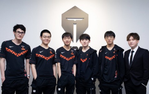 壹号娱乐-包含德罗巴遭遇十二连败，TES教练面临压力！的词条