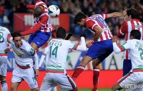 壹号-莱万多夫斯基遭遇五连败，FPX教练面临压力！的简单介绍