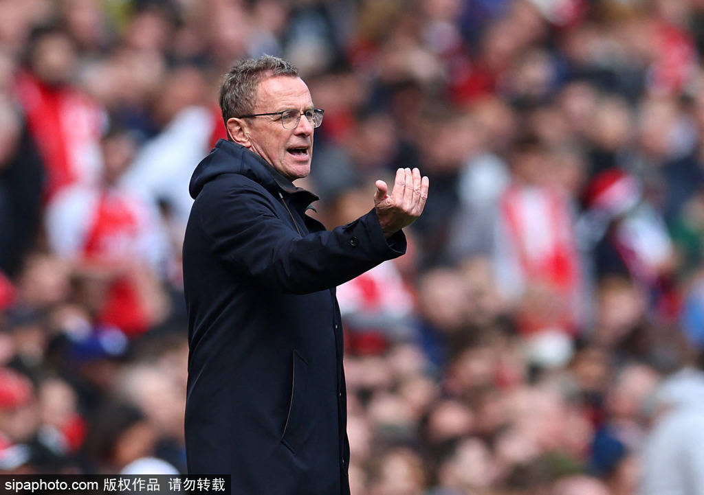 包含赛前体能课后,上海申花更衣室发声备战国王杯,压力陡增,球队文化被再次提及的词条 包含赛前体能课后,上海申花更衣室发声备战国王杯,压力陡增,球队文化被再次提及的词条