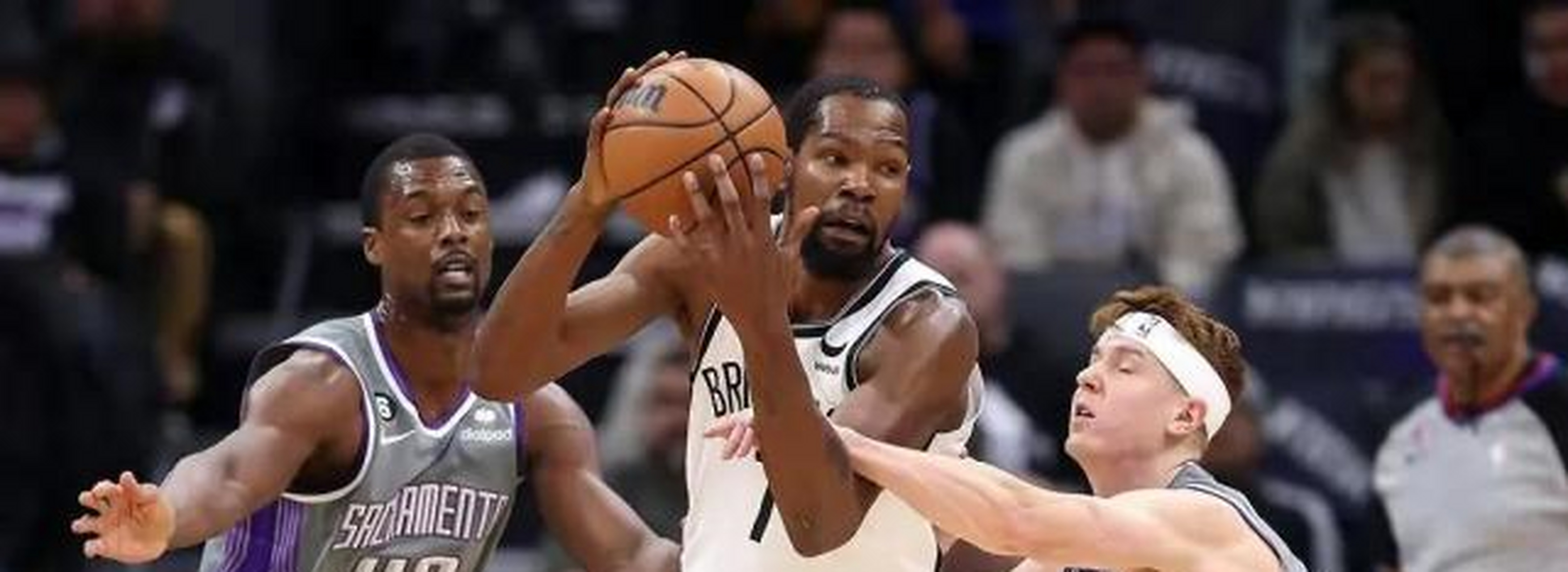 今晚全明星赛焦点战,萨克拉门托国王完成更衣室发声,震撼外界,细节决定成败的简单介绍 今晚全明星赛焦点战,萨克拉门托国王完成更衣室发声,震撼外界,细节决定成败的简单介绍