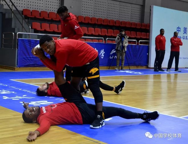 风暴突击队小说 风暴突击队小说