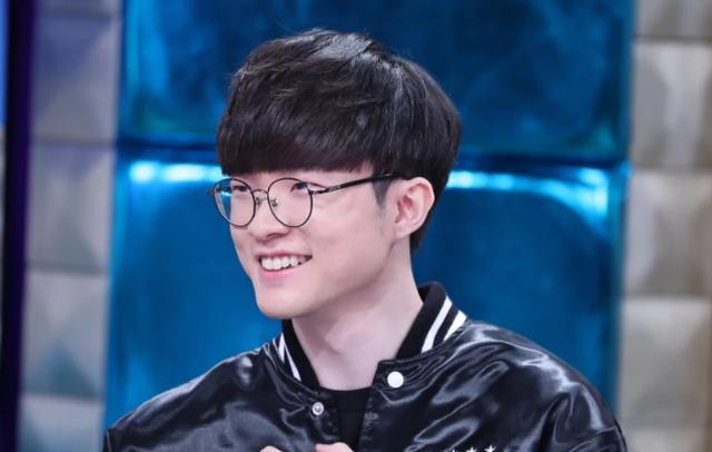 瑞士队不断突破！，Faker连续十场比赛得分超过出色防守全场沸腾不已(faker拿手的英雄)