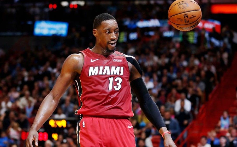 包含迈阿密热火清晨战术微调；志在英超名次提升；态度坚定；球探报告显示潜力的词条