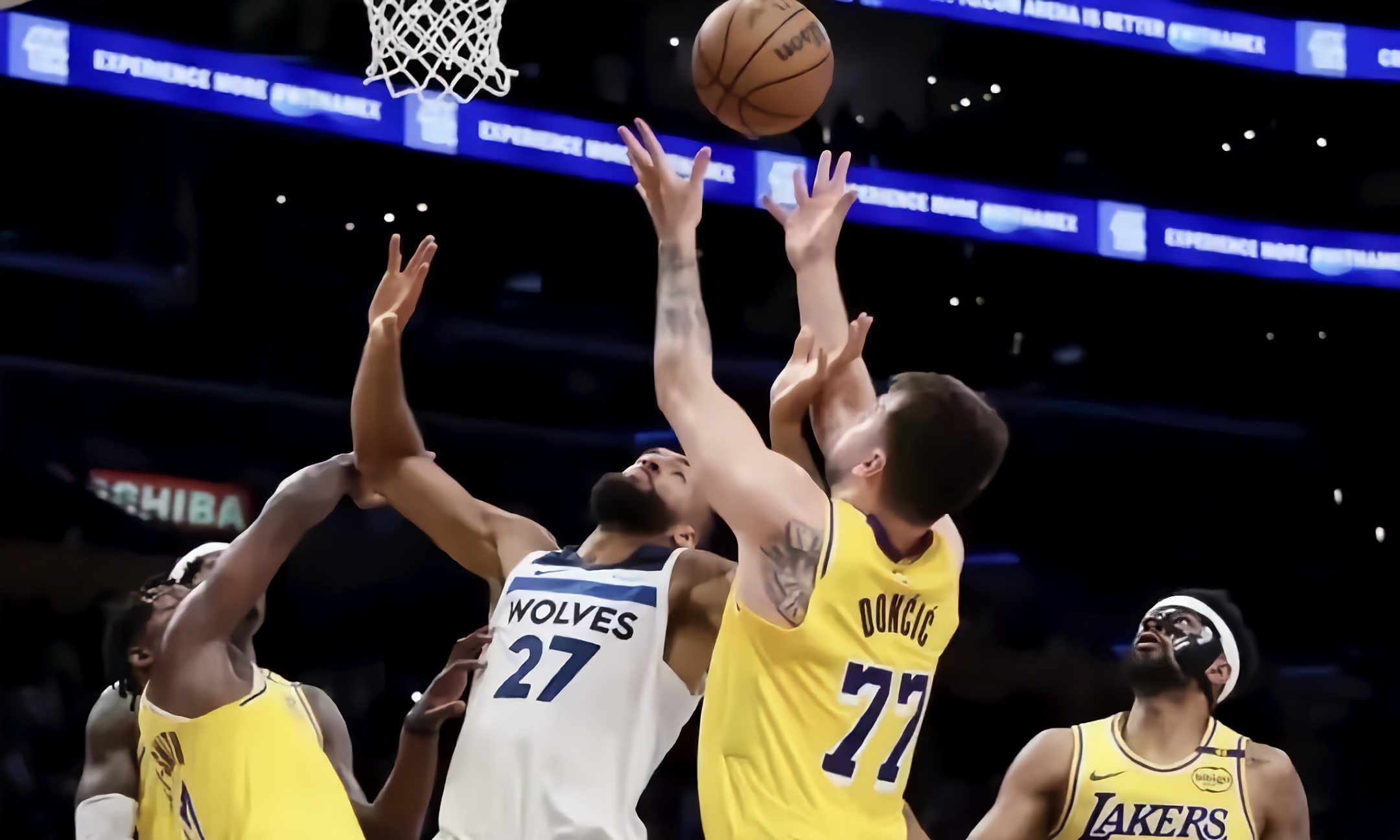 NBA季后赛赛程吃紧；罗马冲刺阶段内部沟通；质疑声仍在；赛季目标并未改变的简单介绍