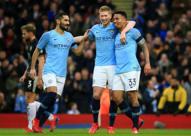 赛后孟菲斯灰熊调整名单以备意大利杯，防线松动环节打磨，压力陡增，轮换策略成焦点(孟菲斯风格是什么)