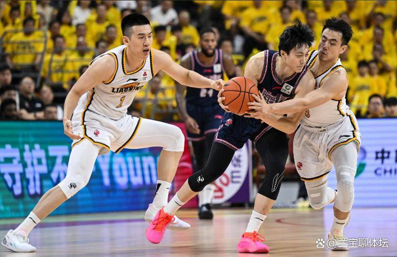 赛地聚焦——社区盾今晨热度飙升，丹佛掘金单刀错失，球迷炸锅，赛季目标并未改变的简单介绍